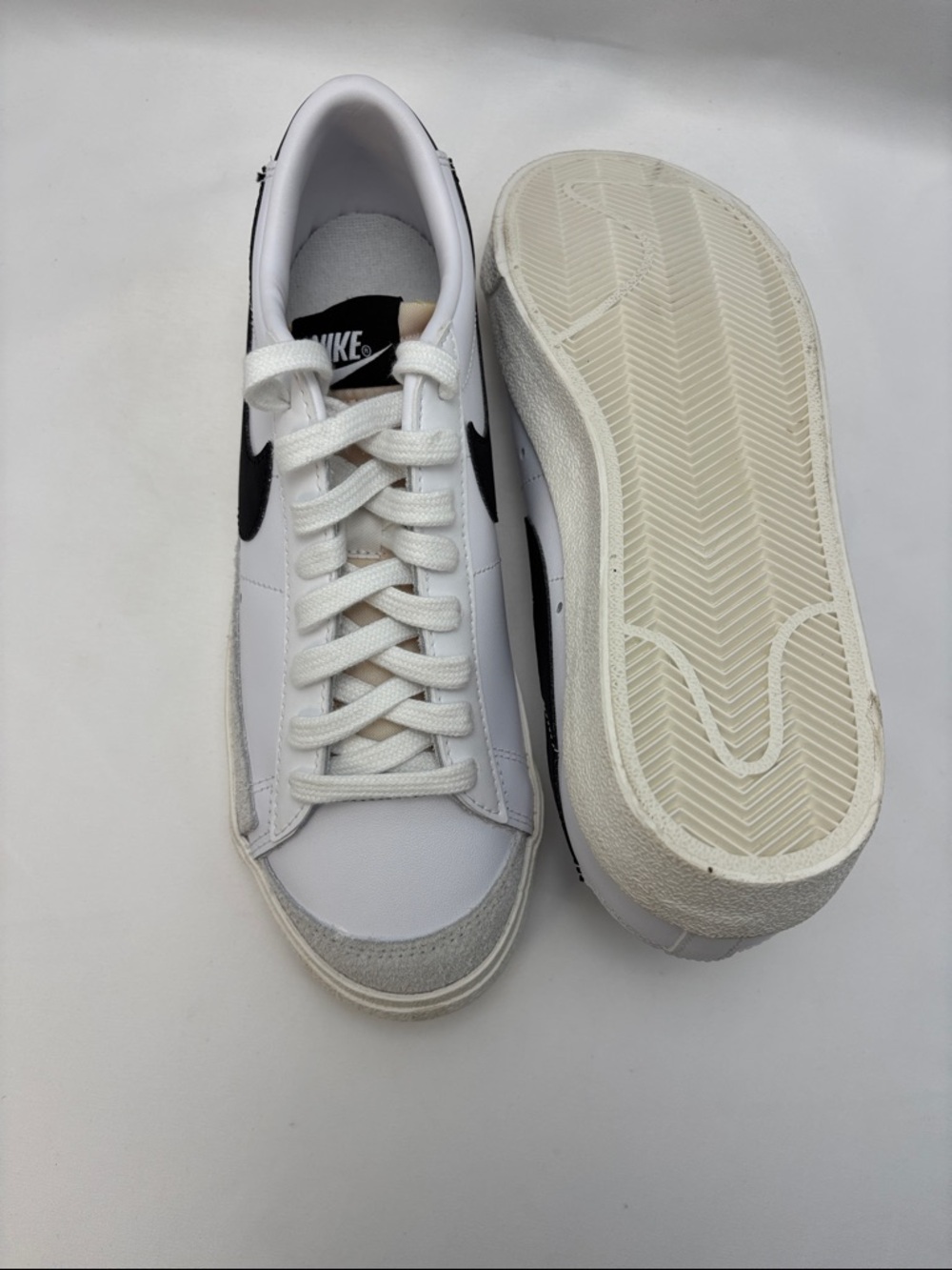 Nike Blazer Low ‘77 Women’s Sz8.5 New White with Black Swoosh Sneakers #323 - Picture 9 of 14